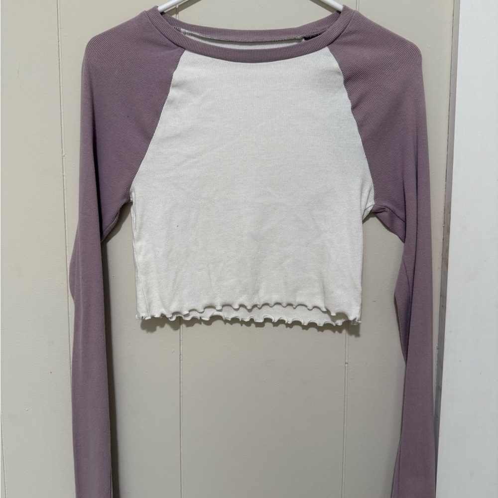 Aeropostale Lavender and White Long Sleeve Crop Top